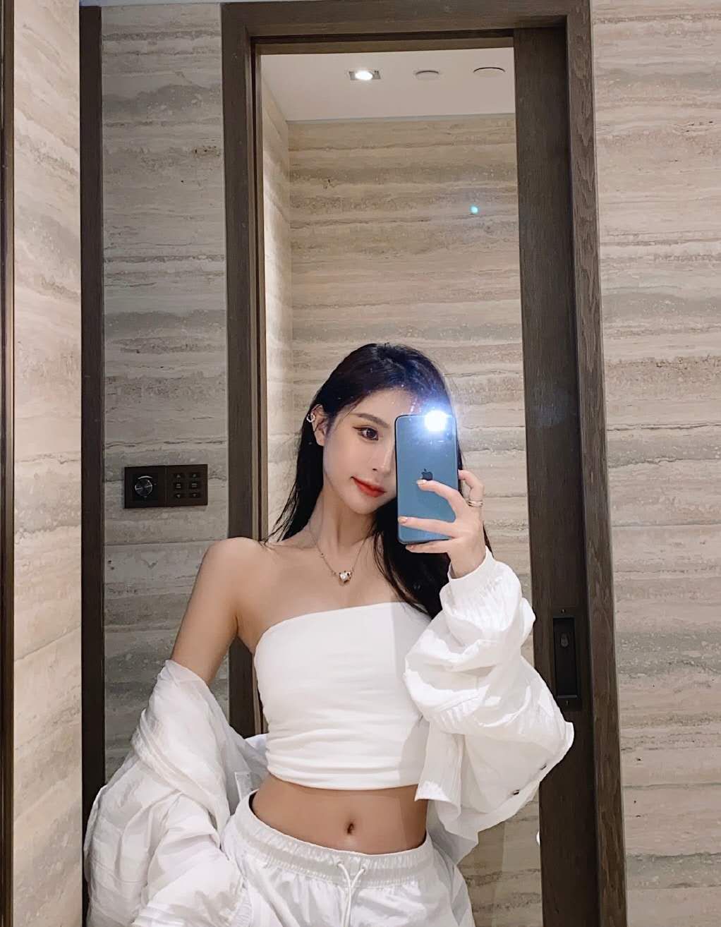 朋友推荐的上城区洗浴中心助浴会所,新技师新花样